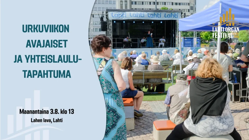 Kuva Lahen lavasta, jossa vietetään avajaisia yhteislaulaen.